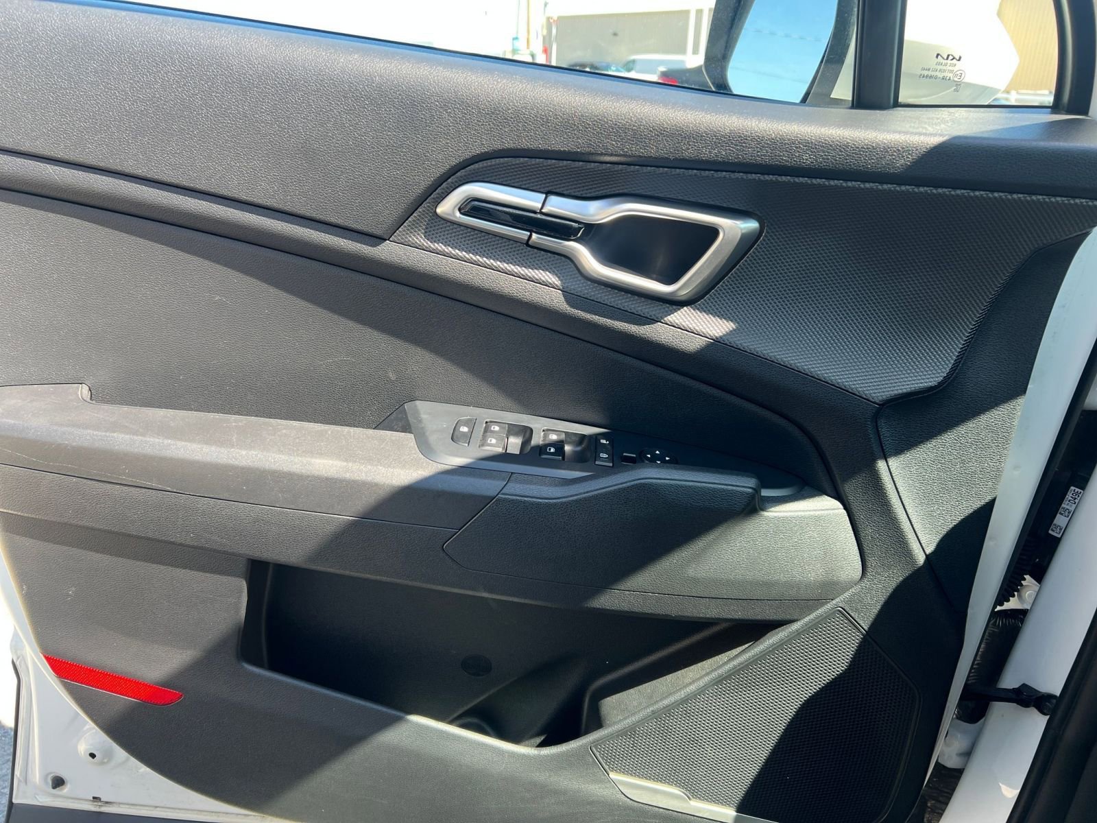 Thumbnail: 2025 Kia Sportage - 18