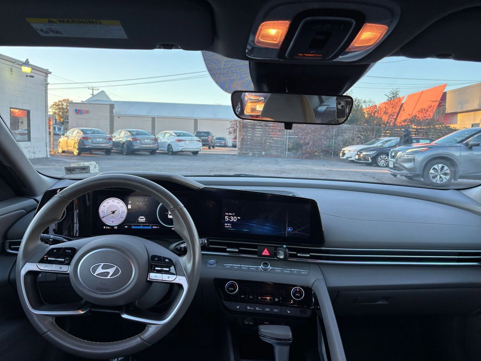 Thumbnail: 2025 Hyundai Elantra - 31