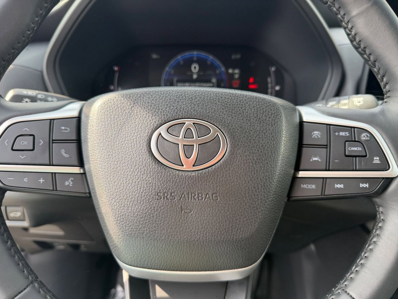 Thumbnail: 2025 Toyota Grand Highlander - 29