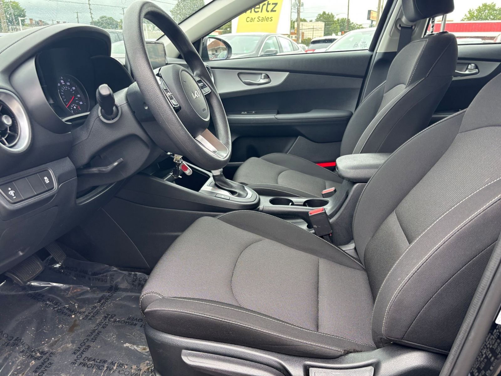 Thumbnail: 2024 Kia Forte - 24