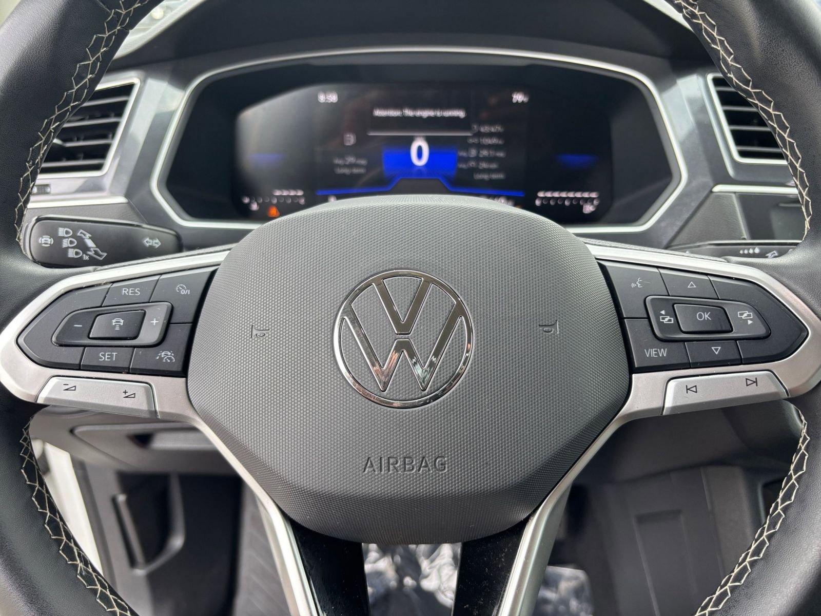 2024 Volkswagen Tiguan 2.0T 28