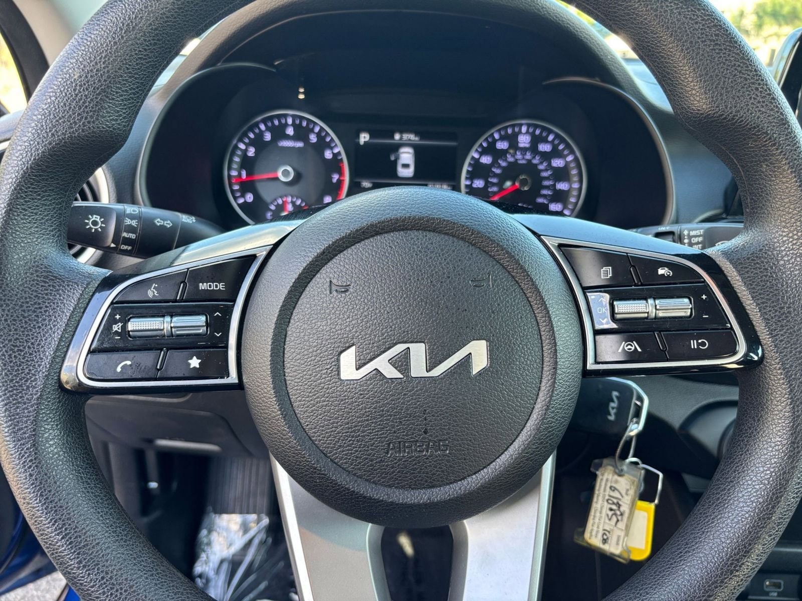Thumbnail: 2023 Kia Forte - 25
