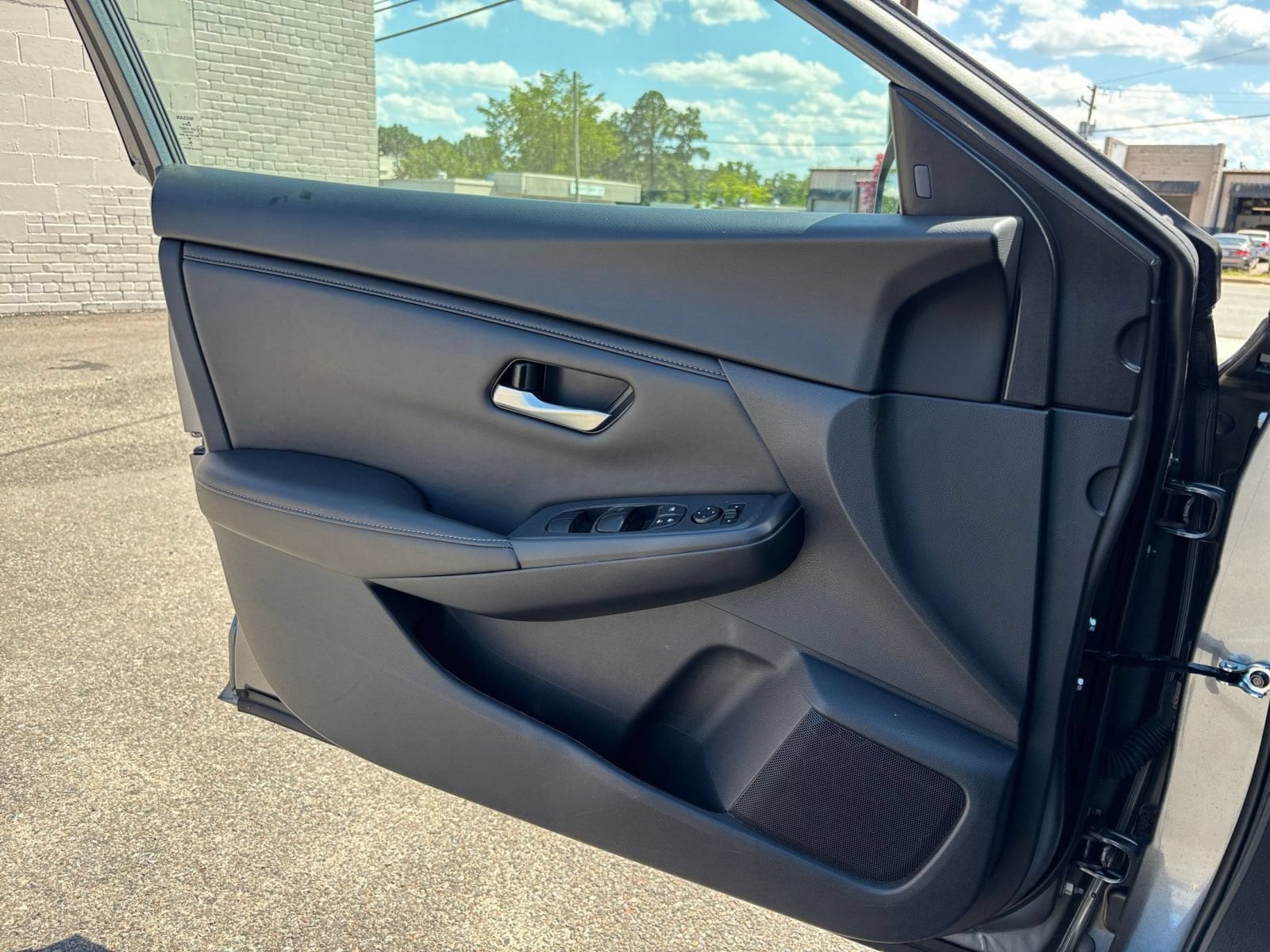 Thumbnail: 2025 Nissan Sentra - 18