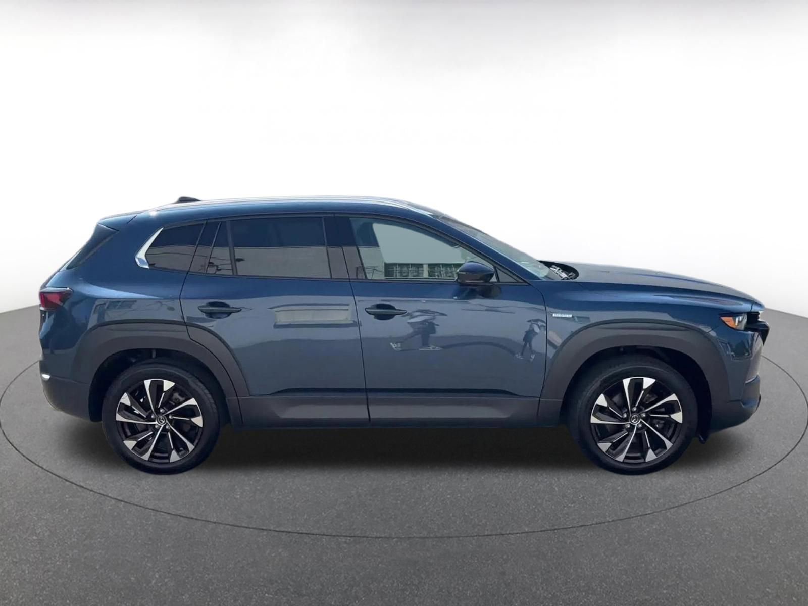 Thumbnail: 2025 Mazda CX-50 - 16