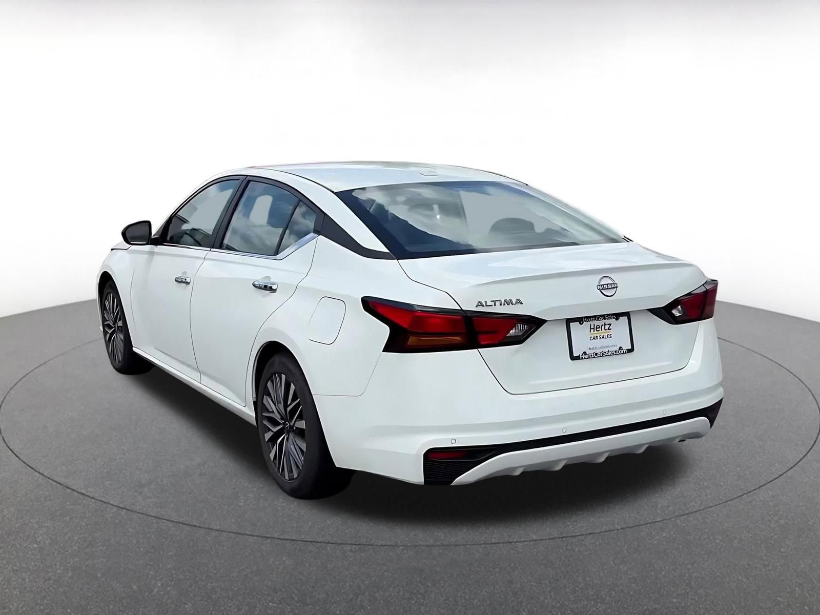Thumbnail: 2025 Nissan Altima - 11