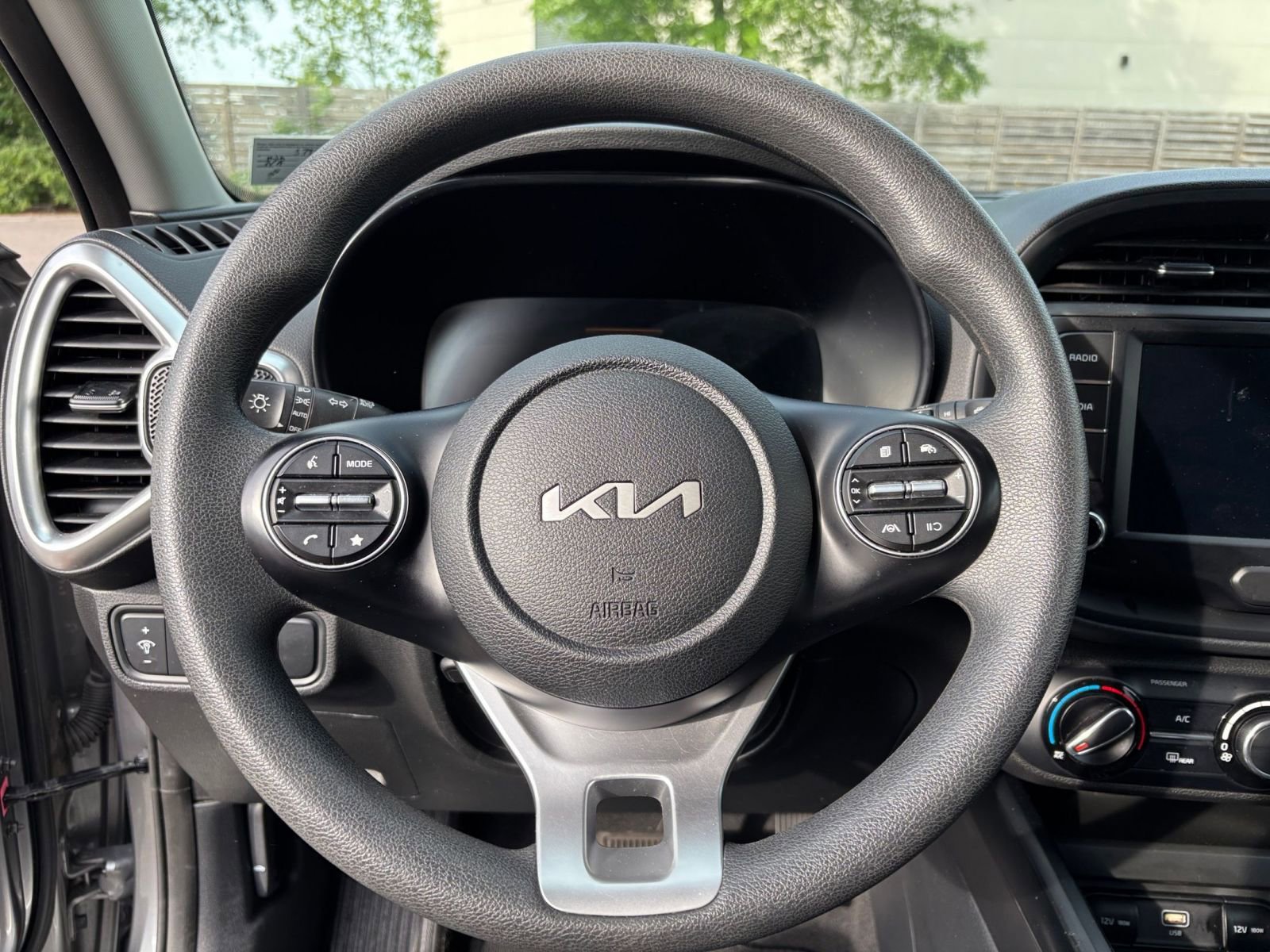 Thumbnail: 2025 Kia Soul - 27