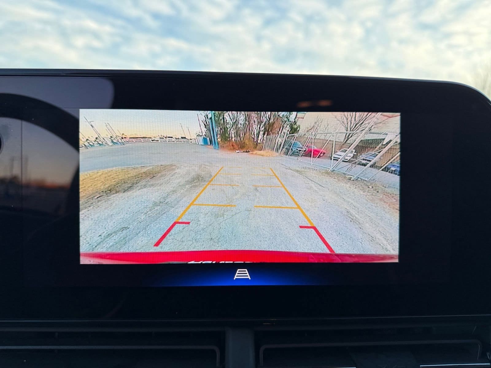 Thumbnail: 2025 Chevrolet Trax - 17