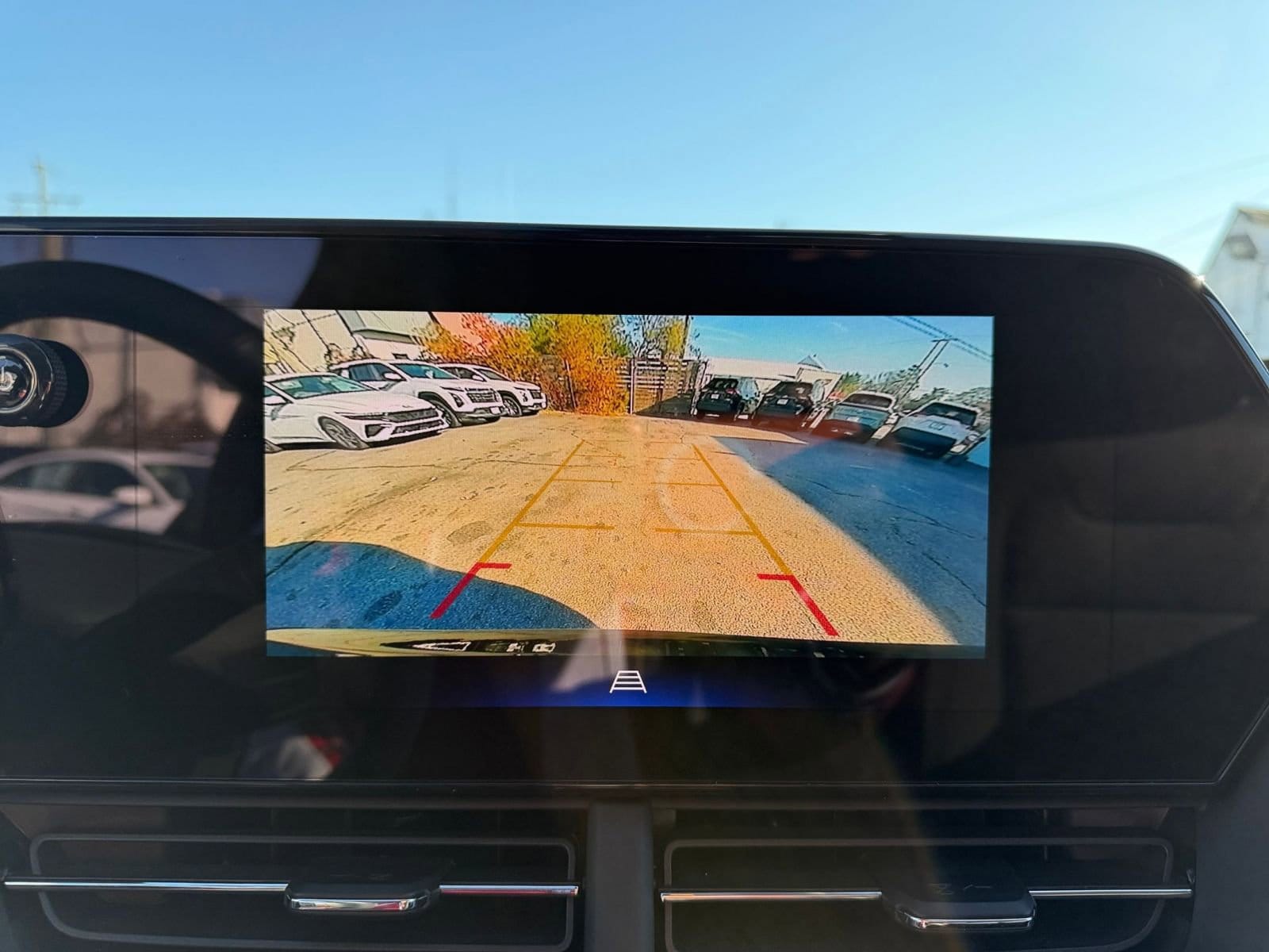 Thumbnail: 2025 Chevrolet Trax - 17