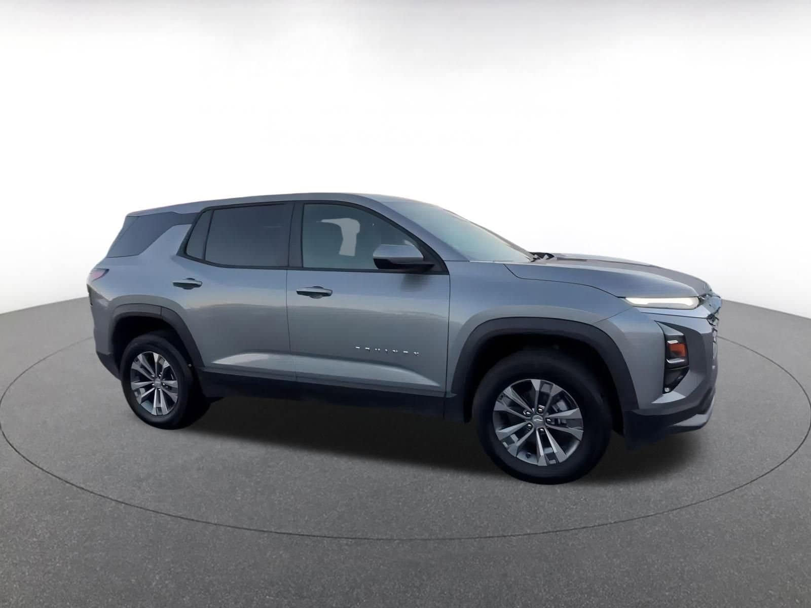 Thumbnail: 2025 Chevrolet Equinox - 2