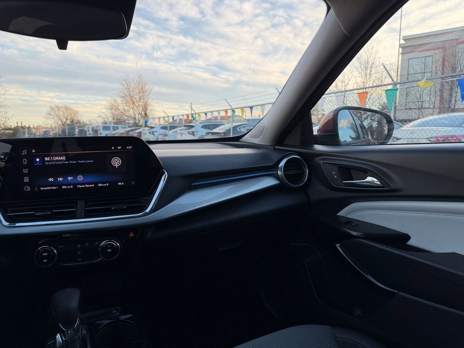 Thumbnail: 2025 Chevrolet Trax - 33