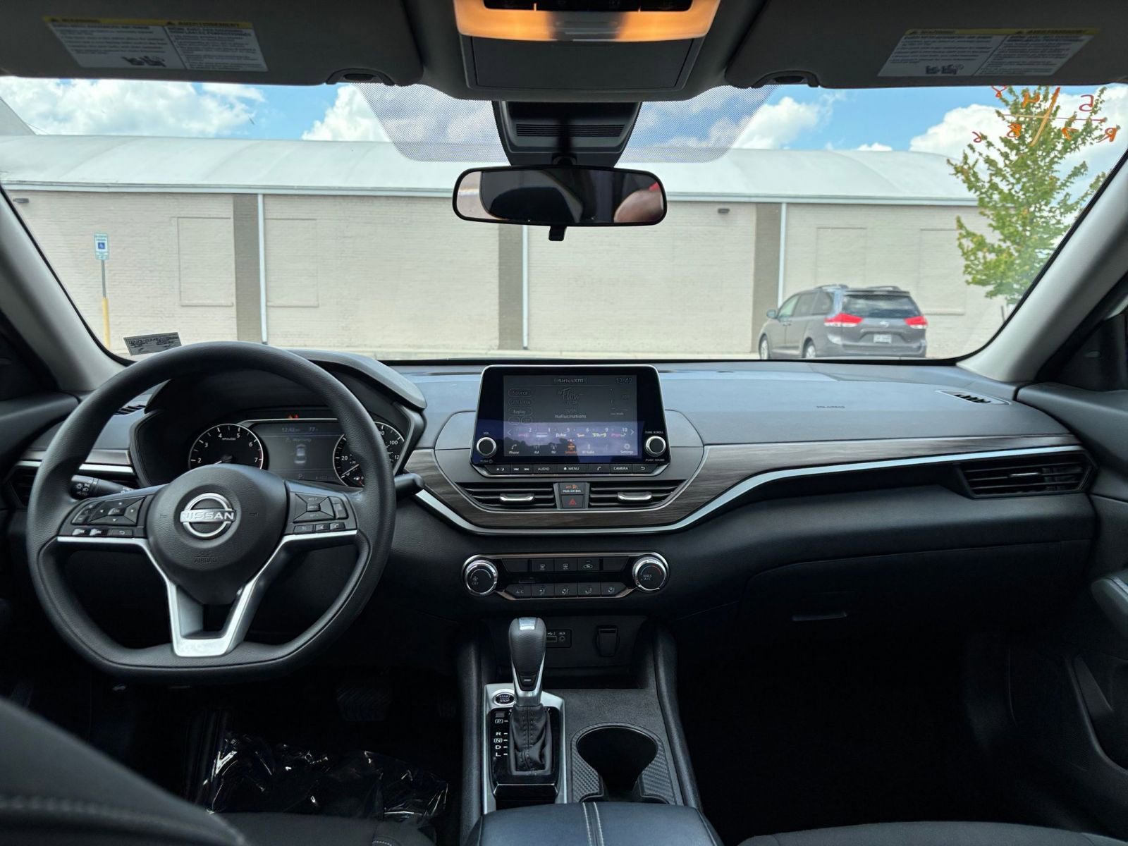 Thumbnail: 2025 Nissan Altima - 34