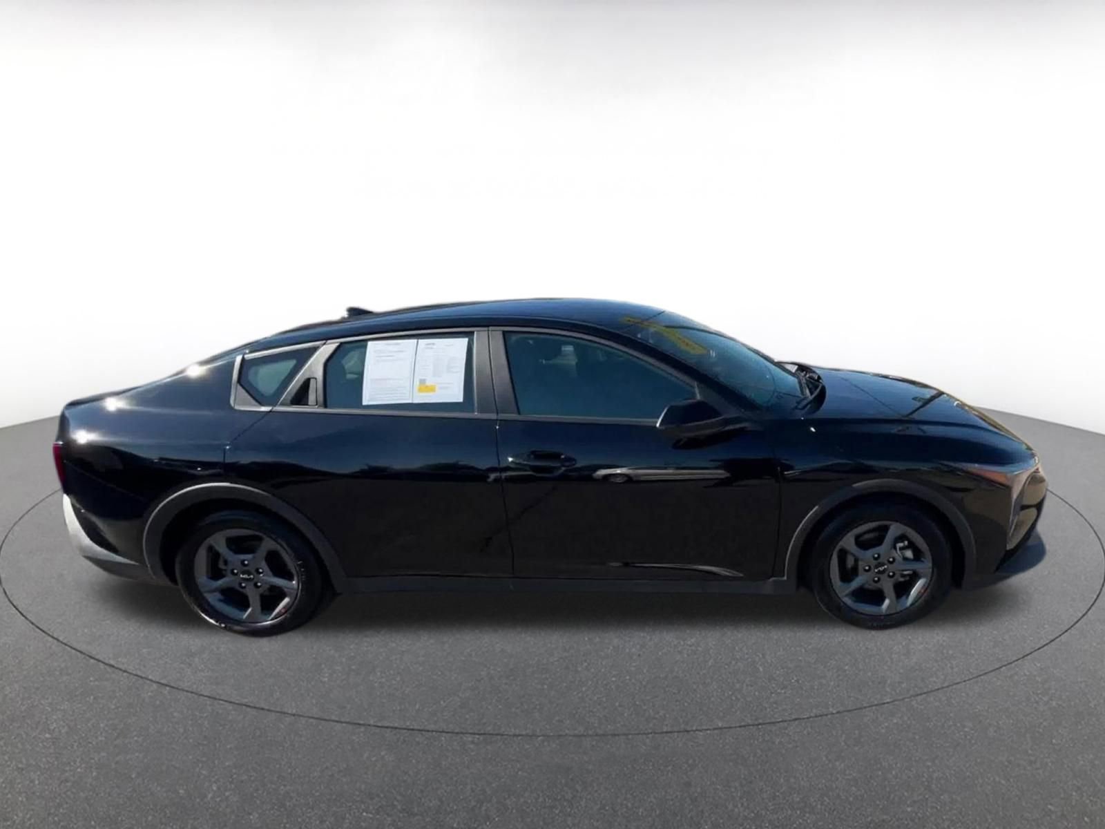 Thumbnail: 2025 Kia K4 - 16