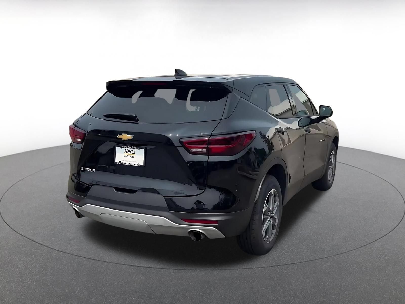 Thumbnail: 2025 Chevrolet Blazer - 15