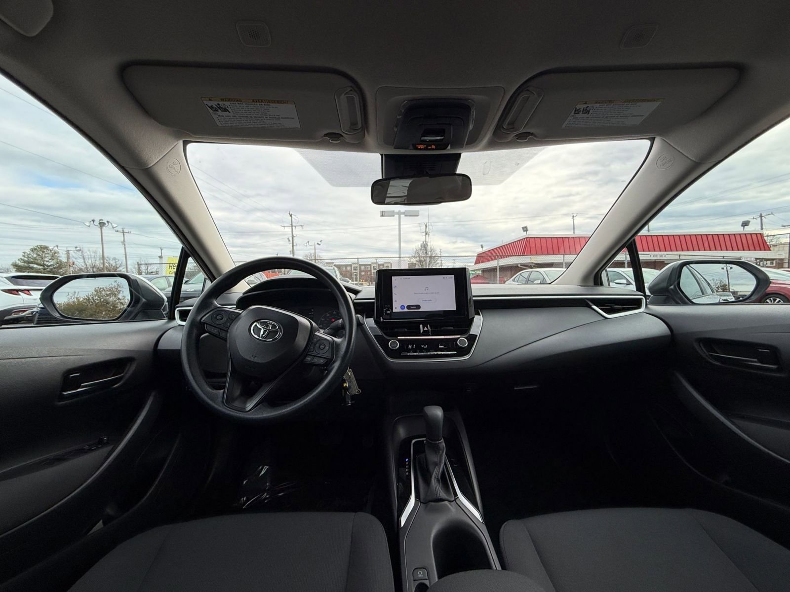 Thumbnail: 2025 Toyota Corolla - 31