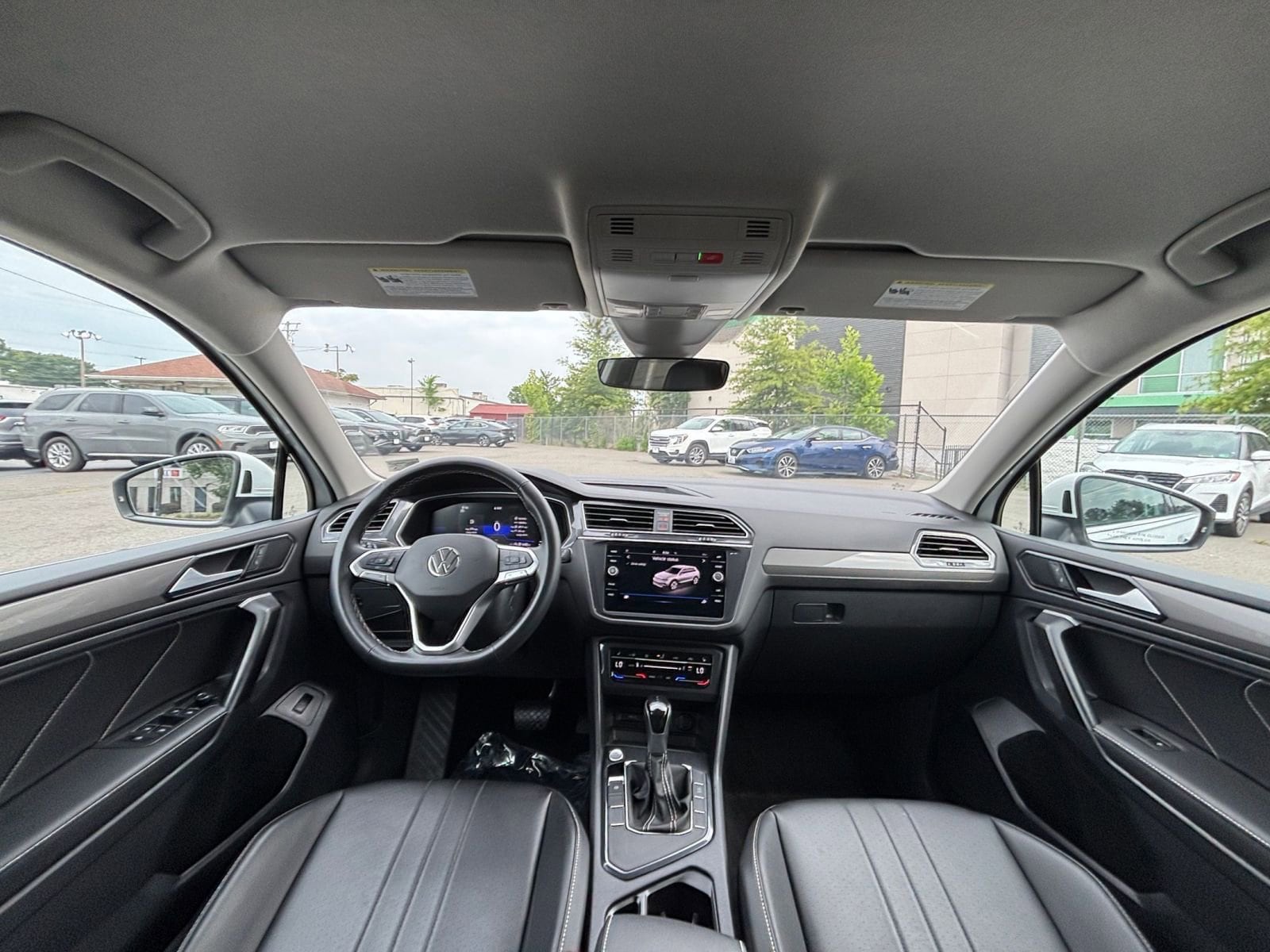 2024 Volkswagen Tiguan 2.0T 33