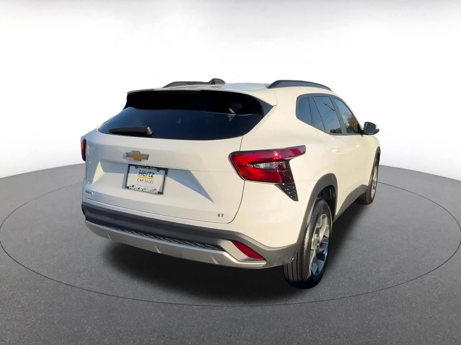 Thumbnail: 2025 Chevrolet Trax - 15