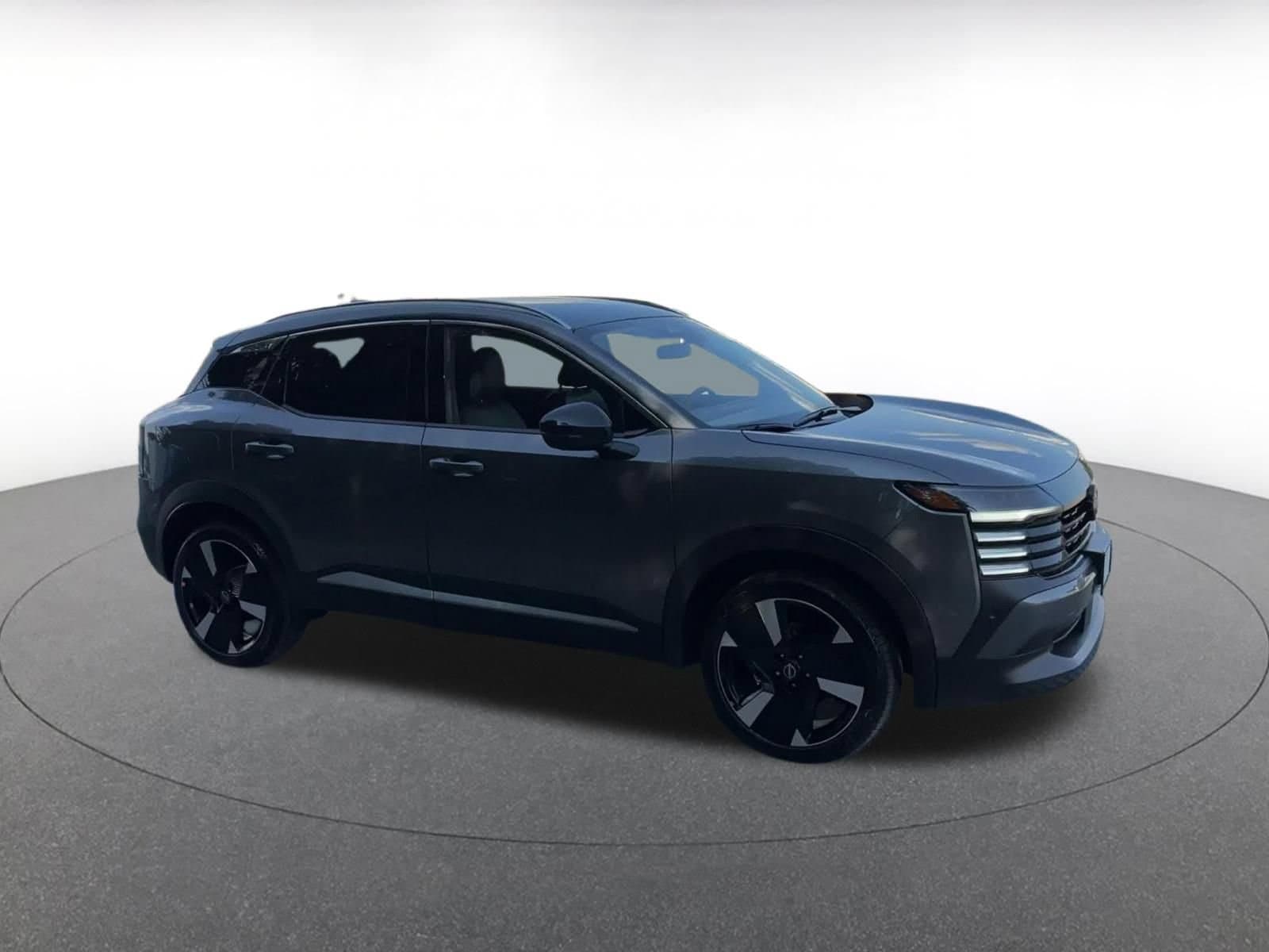 Thumbnail: 2026 Nissan Kicks - 2