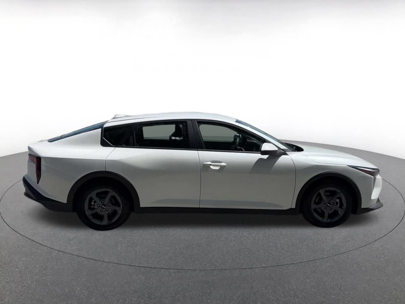 Thumbnail: 2025 Kia K4 - 15