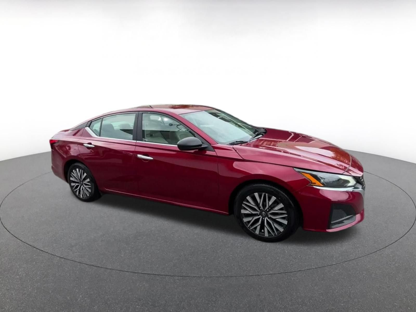 Thumbnail: 2025 Nissan Altima - 2