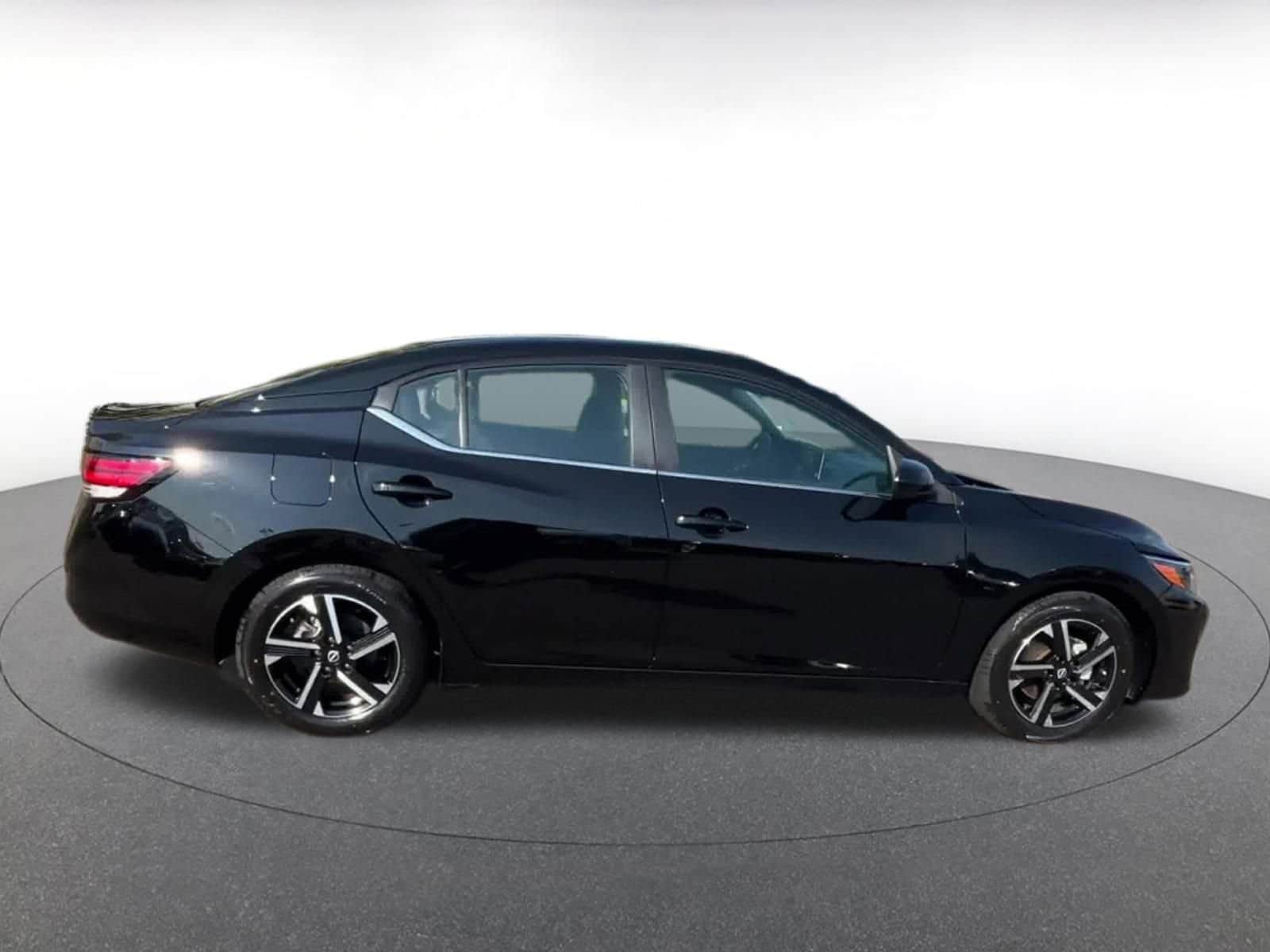 Thumbnail: 2024 Nissan Sentra - 16