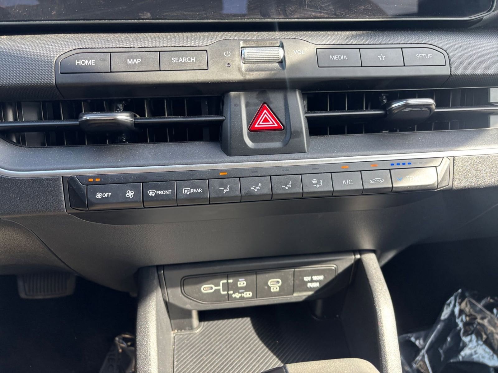 Thumbnail: 2025 Kia K4 - 24