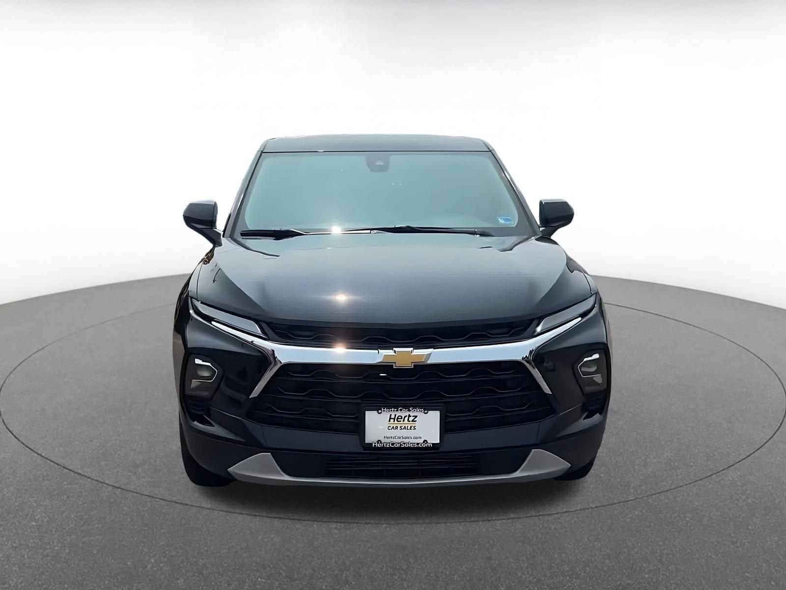 Thumbnail: 2025 Chevrolet Blazer - 4