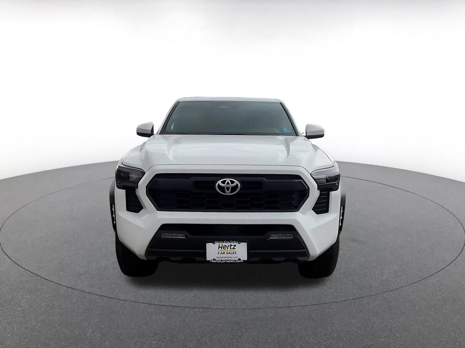 Thumbnail: 2025 Toyota Tacoma - 4