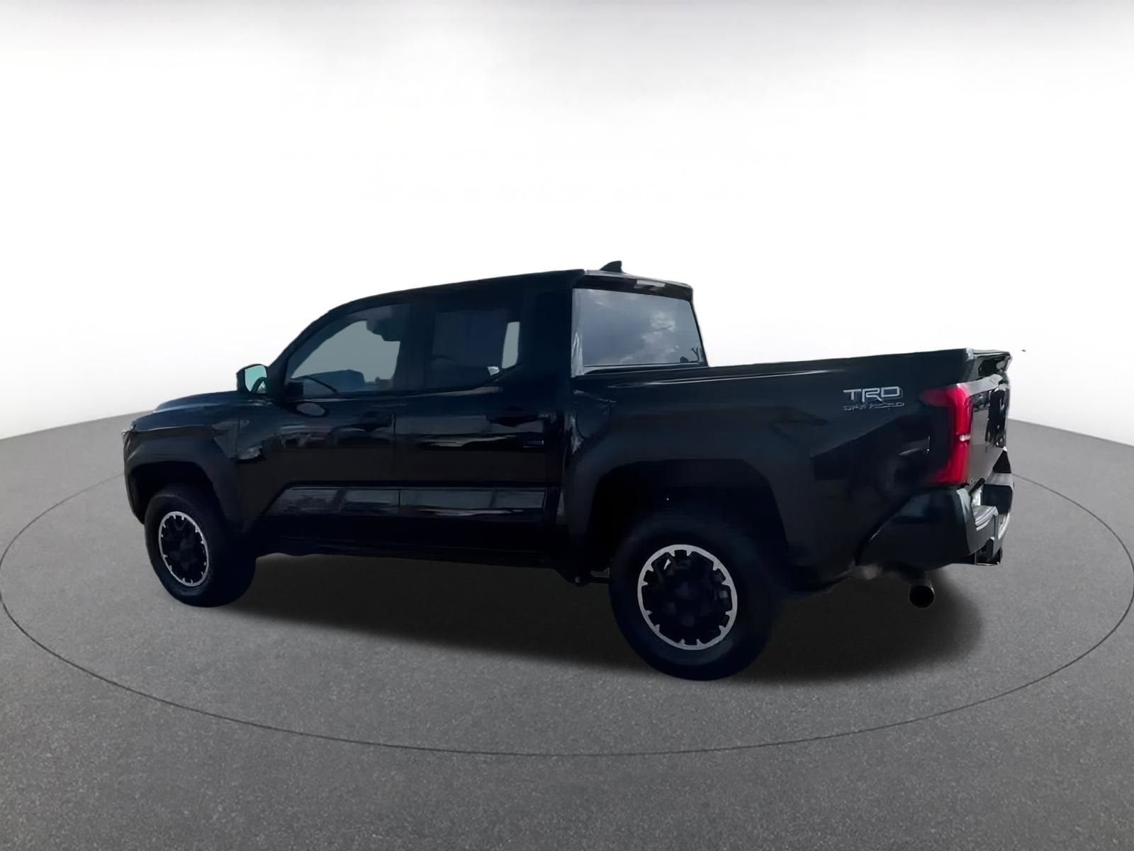 Thumbnail: 2024 Toyota Tacoma - 10