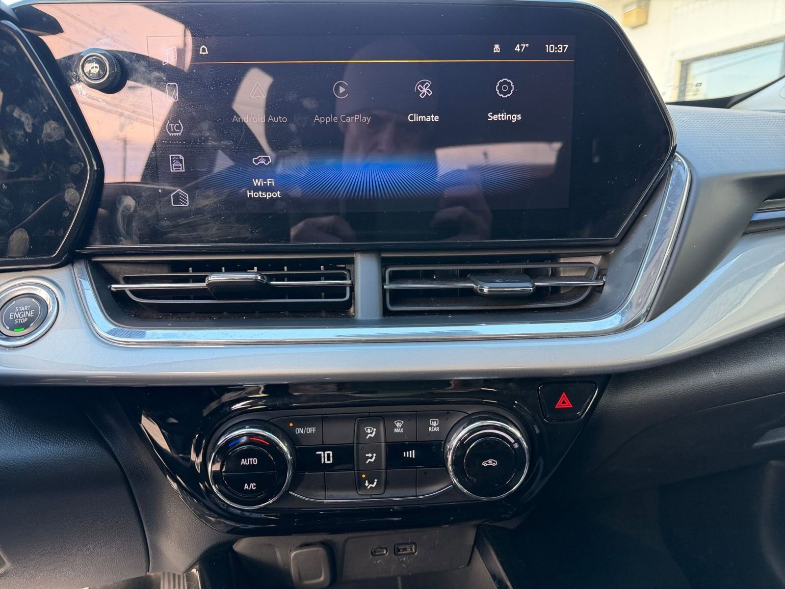 Thumbnail: 2025 Chevrolet Trax - 21