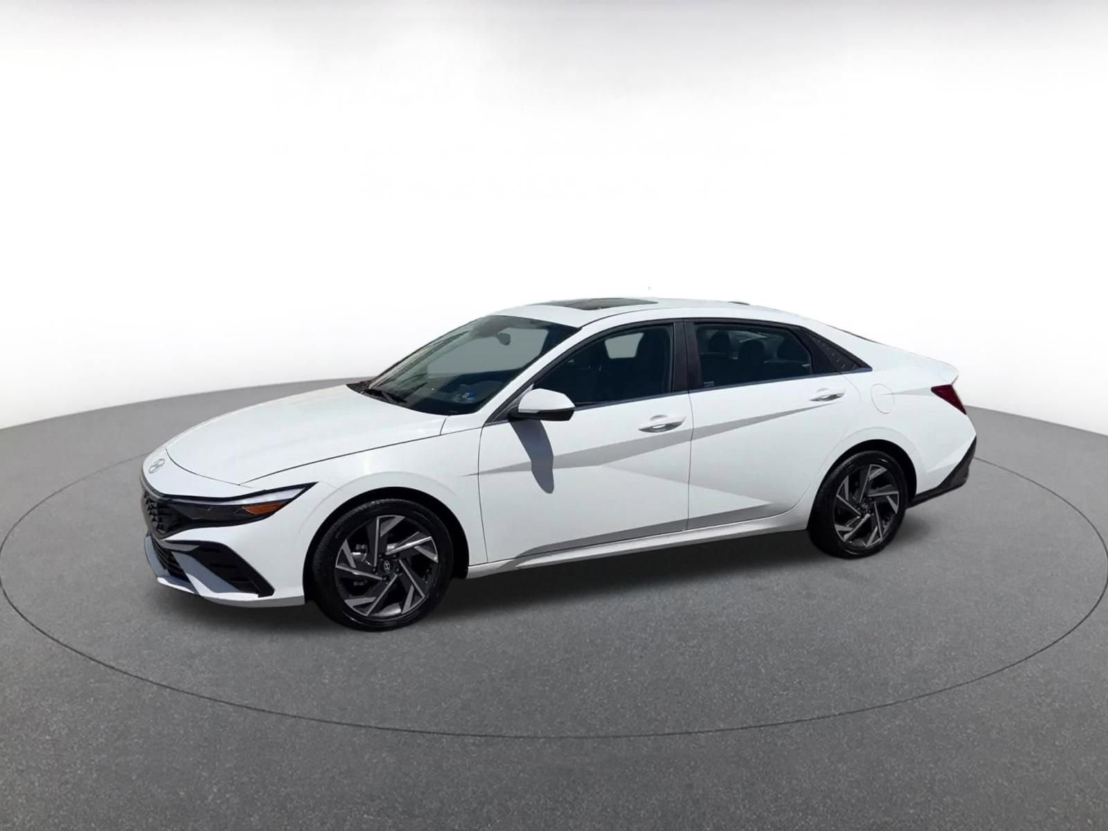 Thumbnail: 2025 Hyundai Elantra - 8