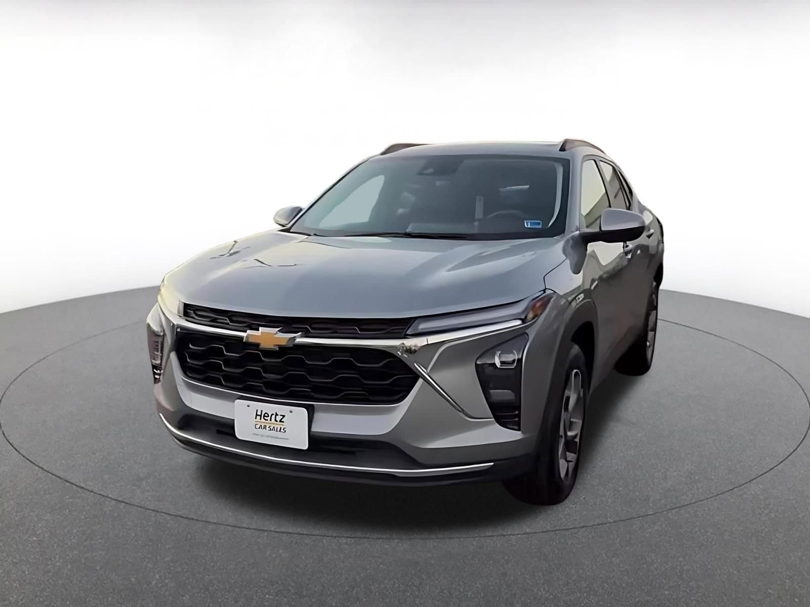 Thumbnail: 2025 Chevrolet Trax - 8