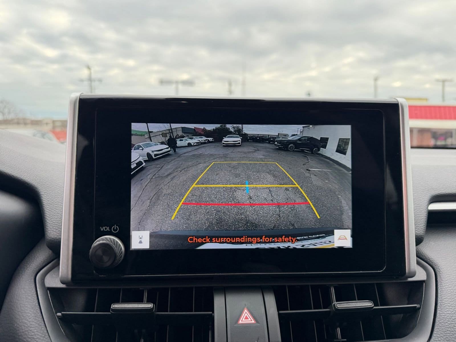 Thumbnail: 2025 Toyota RAV4 - 17