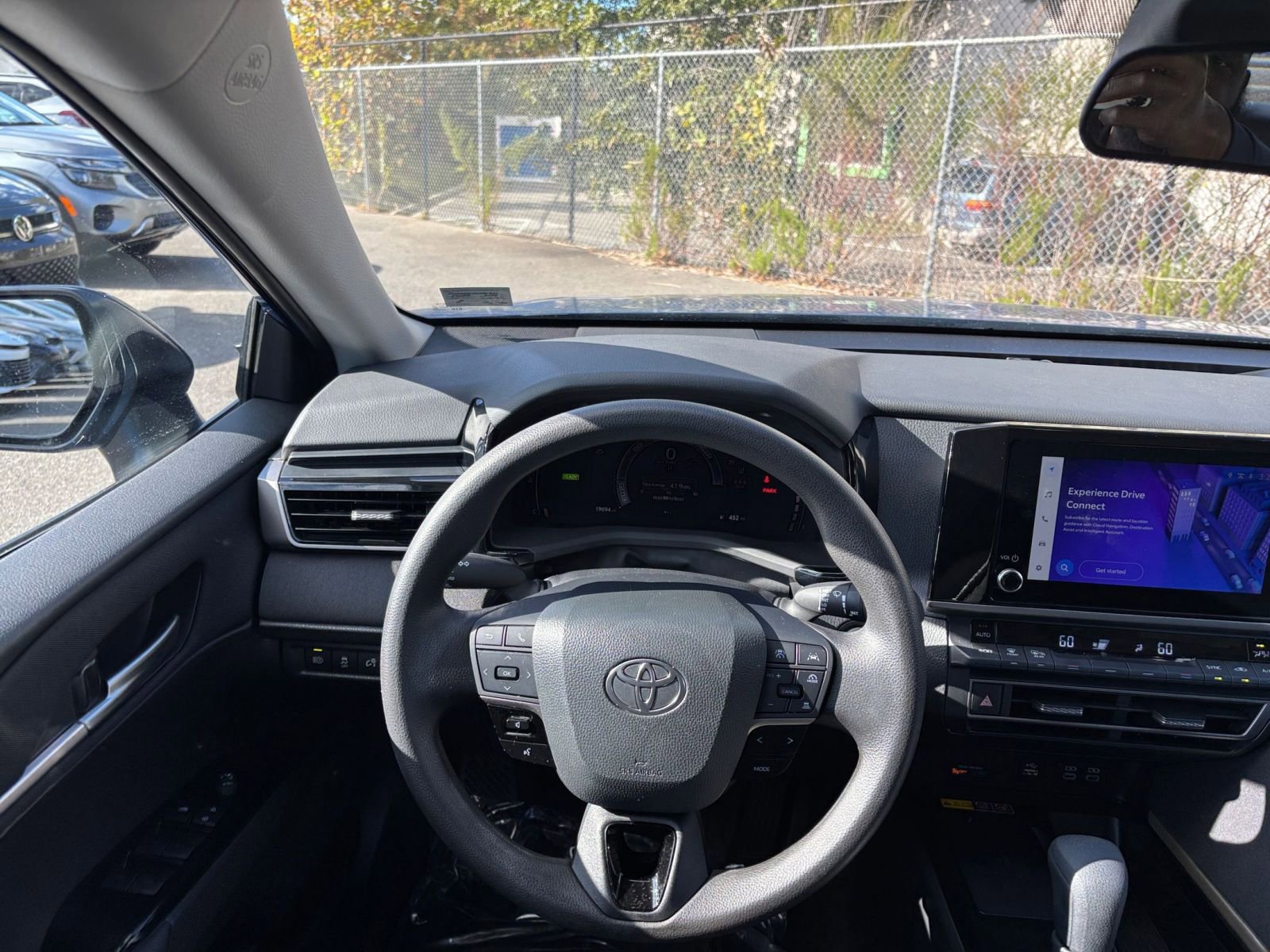 Thumbnail: 2025 Toyota Camry - 33