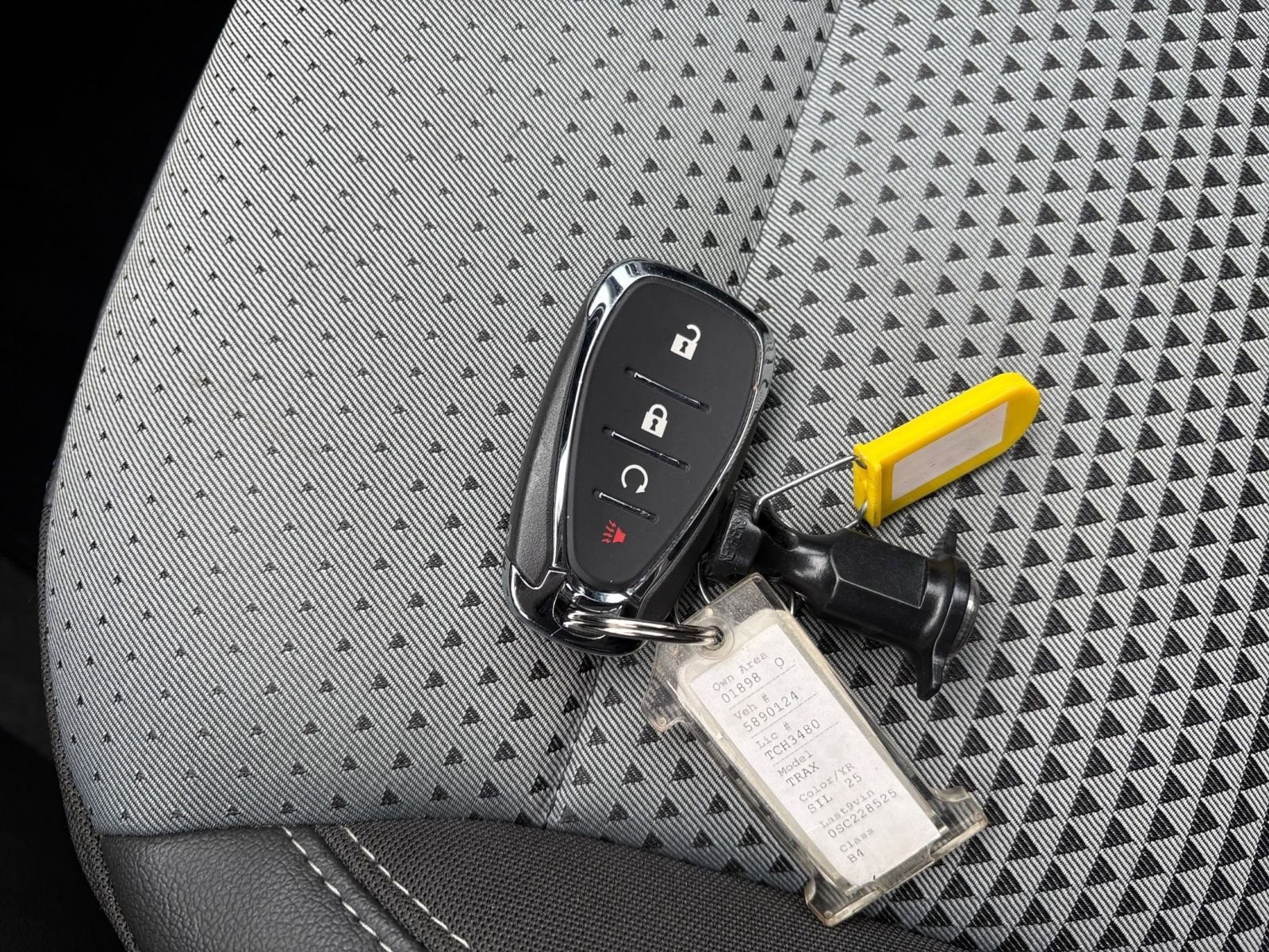 Thumbnail: 2025 Chevrolet Trax - 22