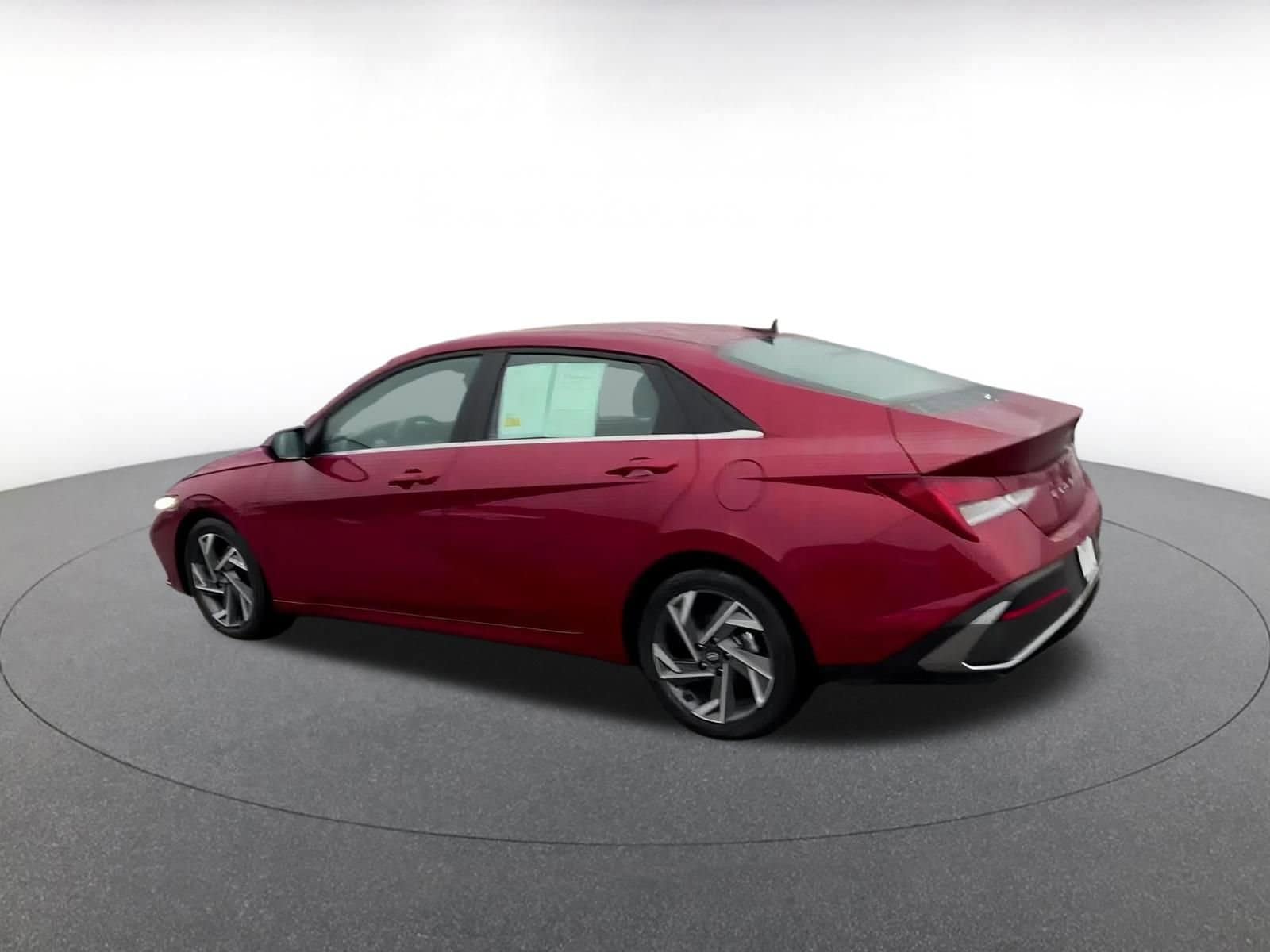 Thumbnail: 2025 Hyundai Elantra - 10