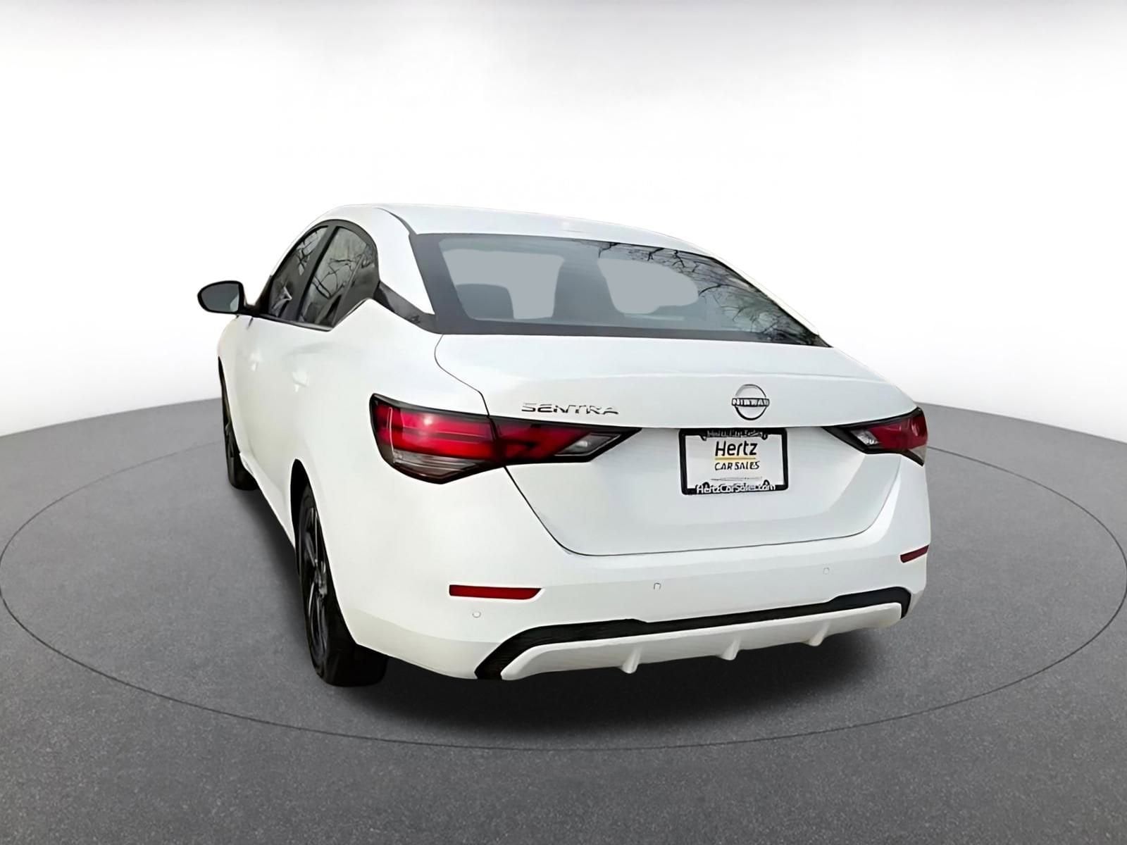 Thumbnail: 2025 Nissan Sentra - 11