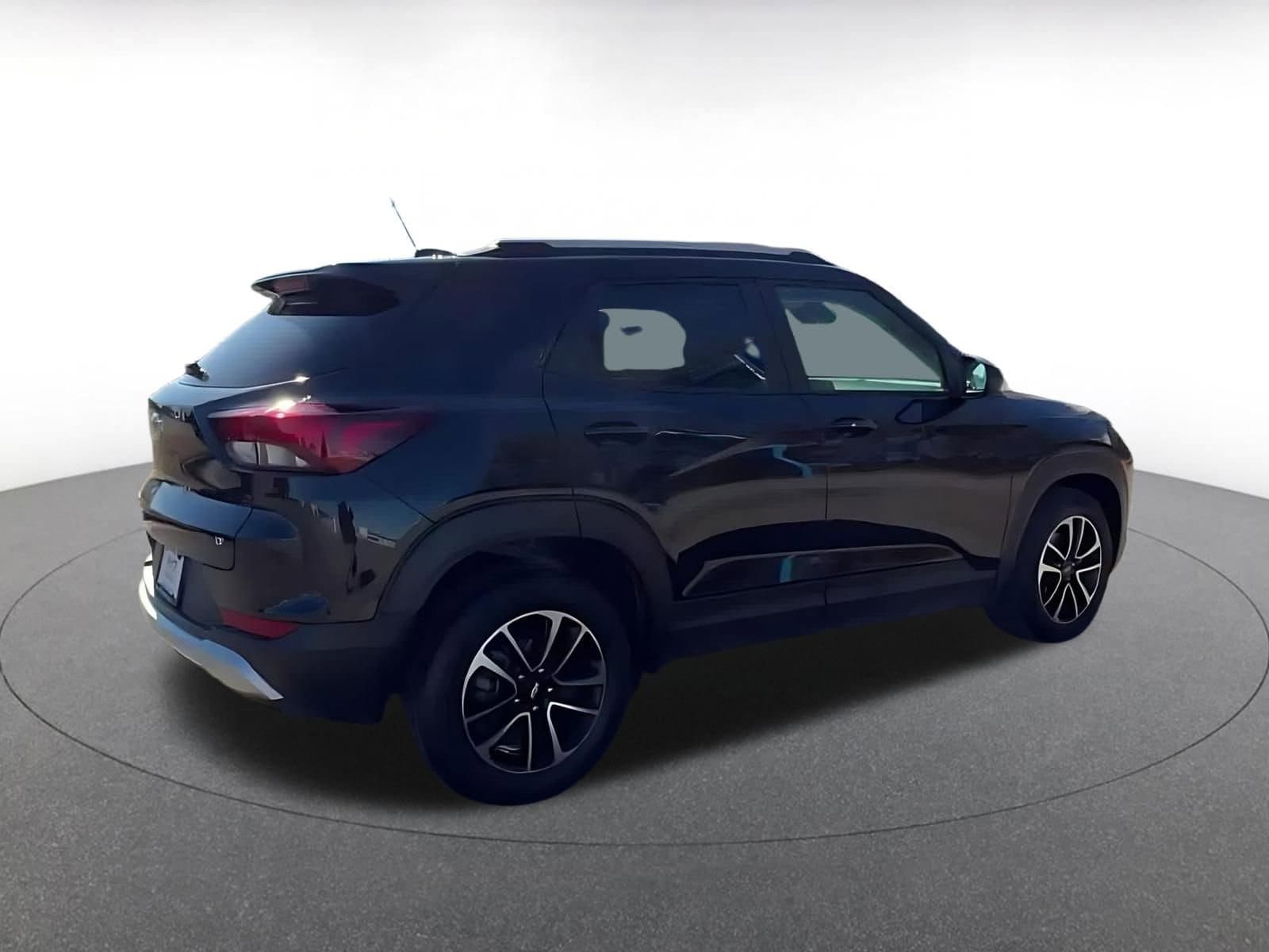 Thumbnail: 2025 Chevrolet TrailBlazer - 15