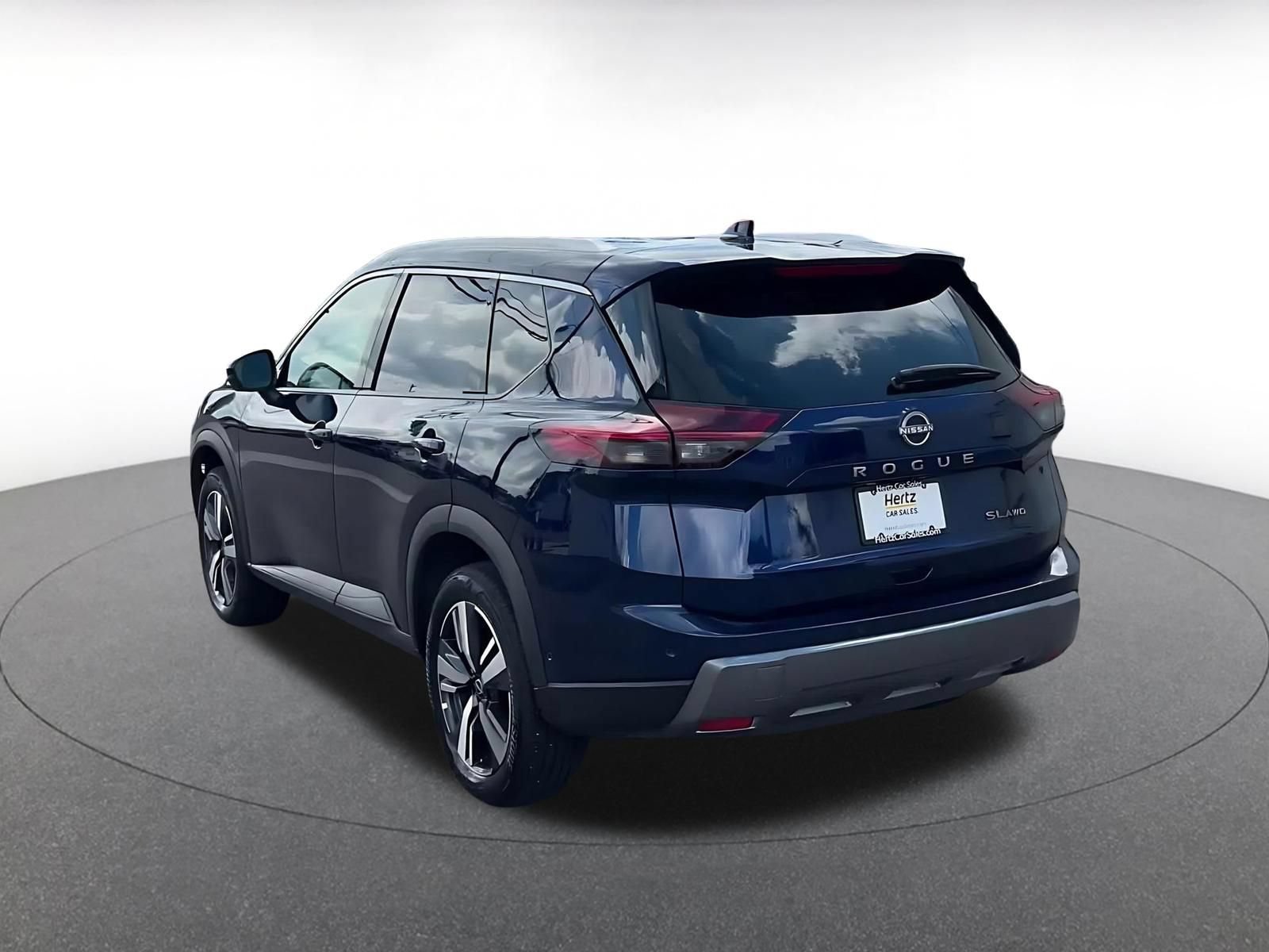 Thumbnail: 2026 Nissan Rogue - 9