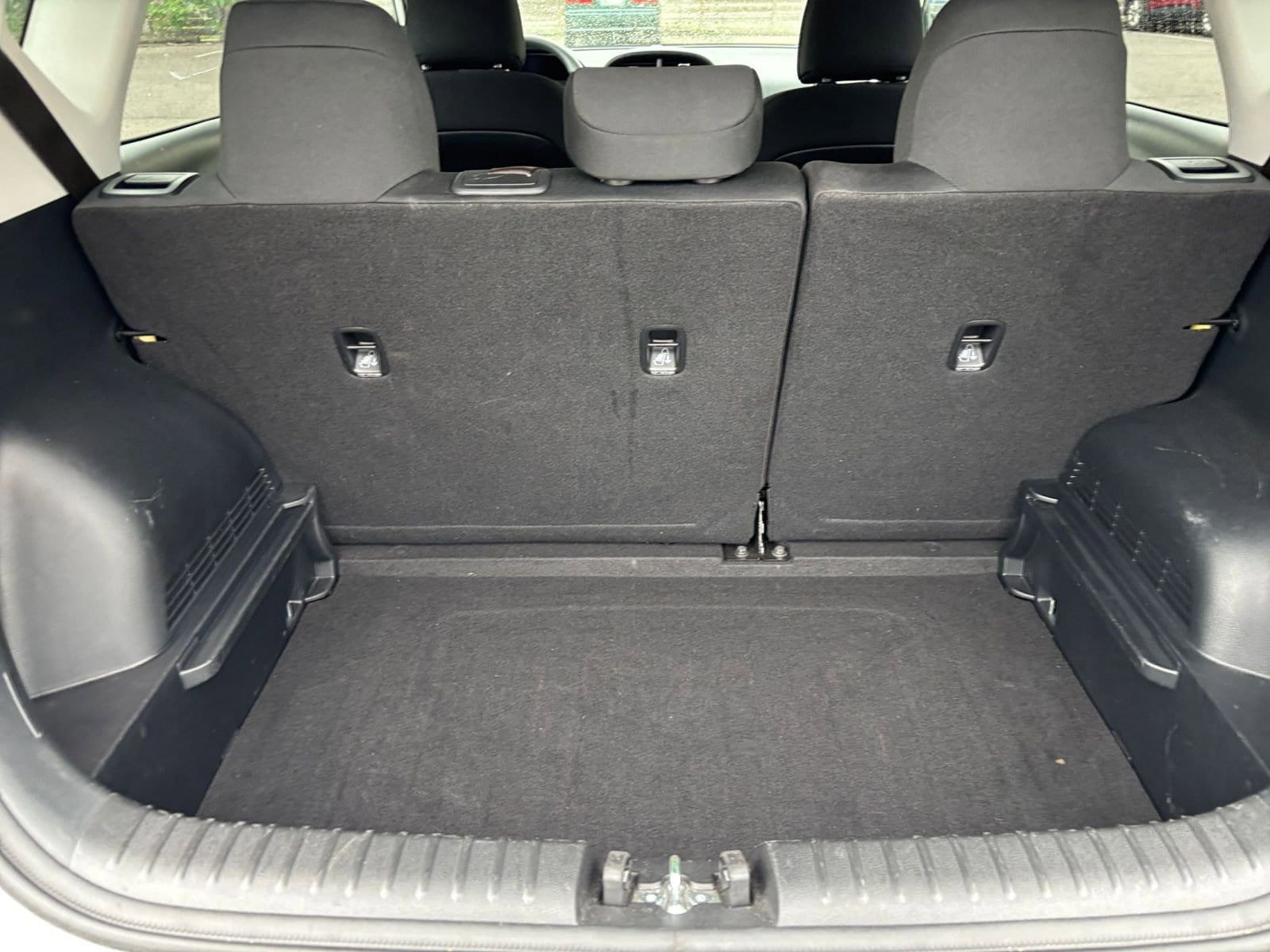 2025 Kia Soul LX - Photo 30
