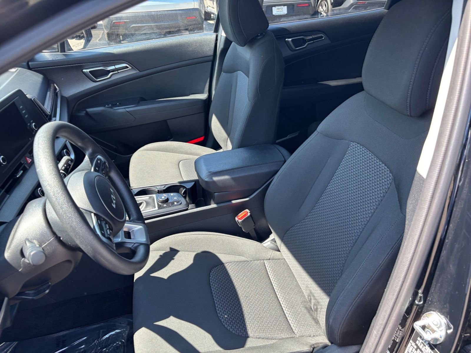 Thumbnail: 2025 Kia Sportage - 35