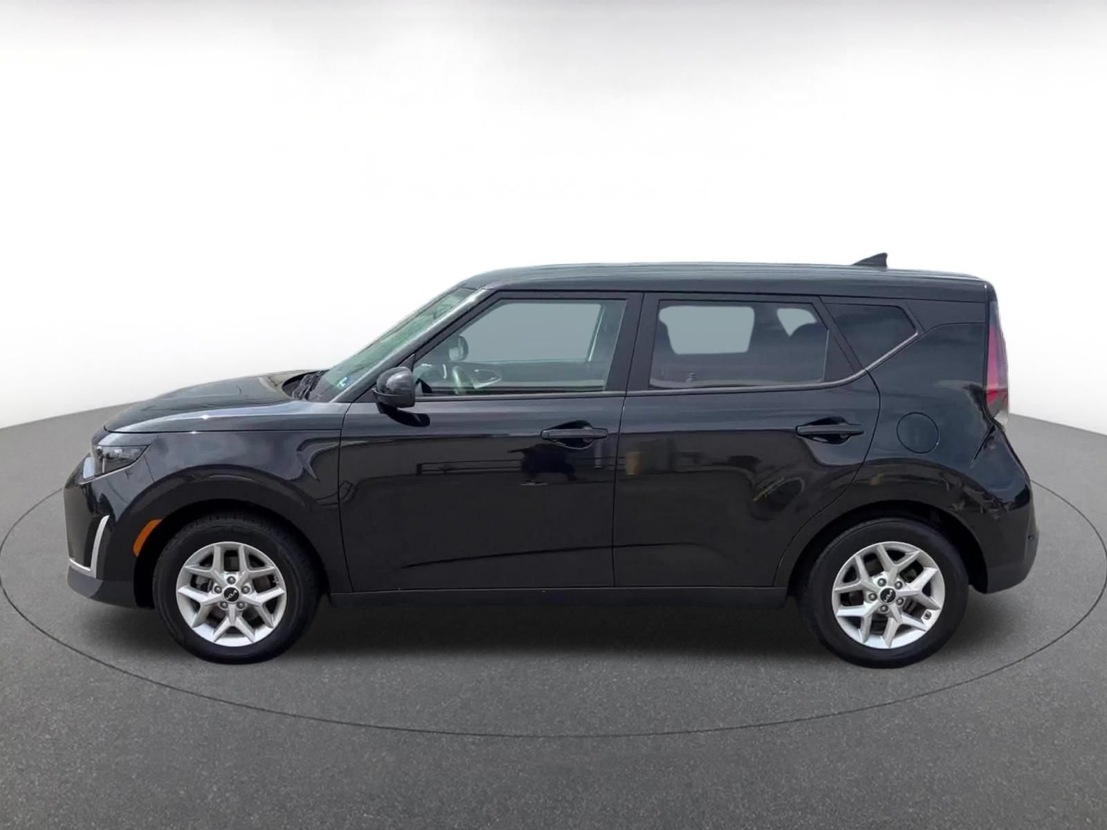 Thumbnail: 2025 Kia Soul - 9