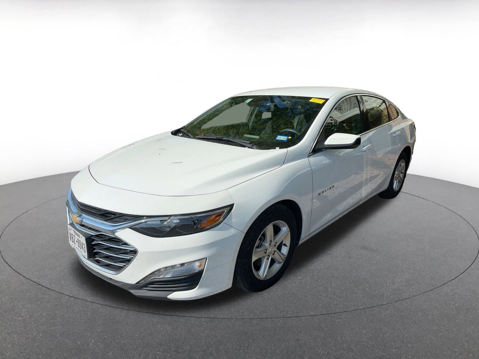 Thumbnail: 2024 Chevrolet Malibu - 4