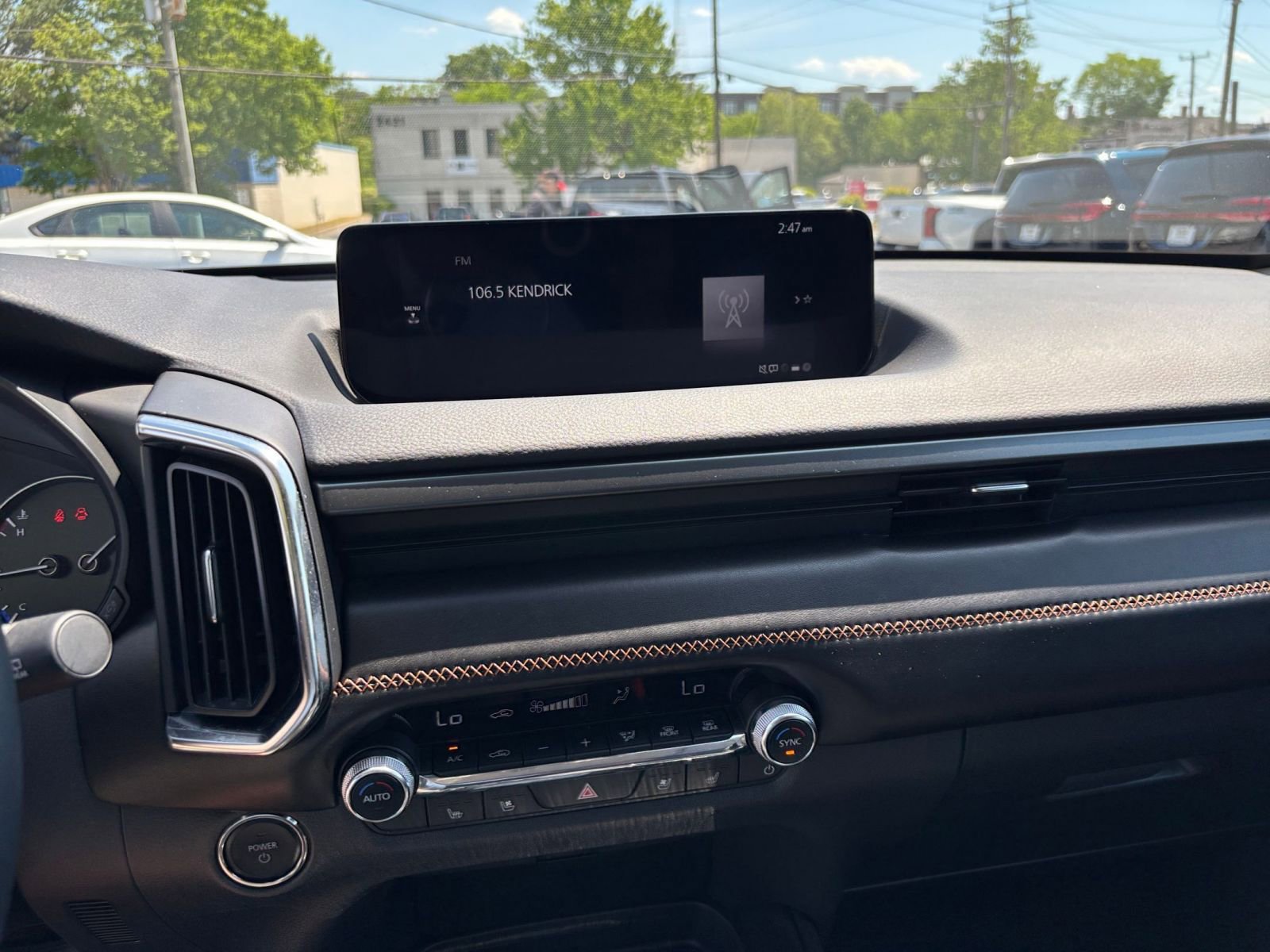 Thumbnail: 2025 Mazda CX-50 - 17