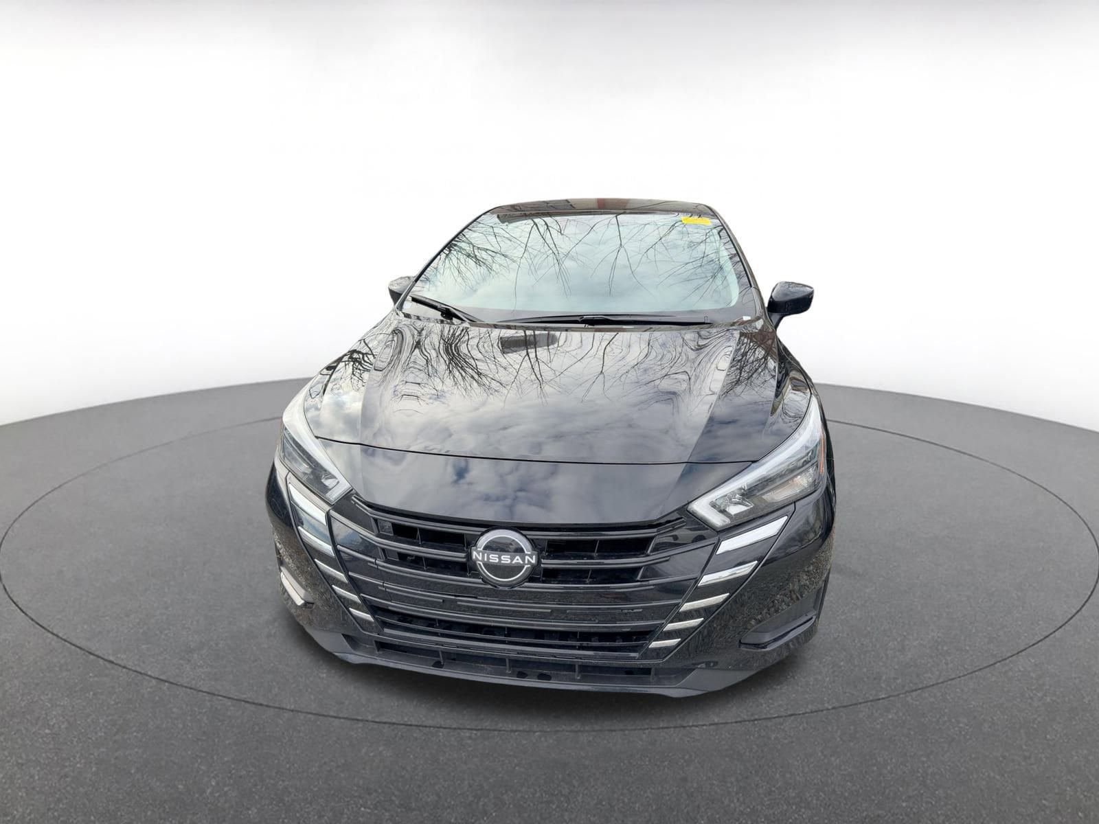 Thumbnail: 2025 Nissan Versa - 2