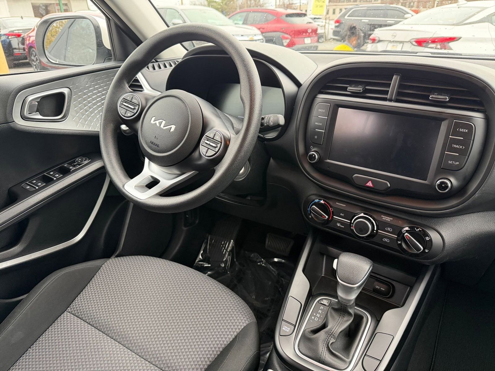 Thumbnail: 2025 Kia Soul - 32