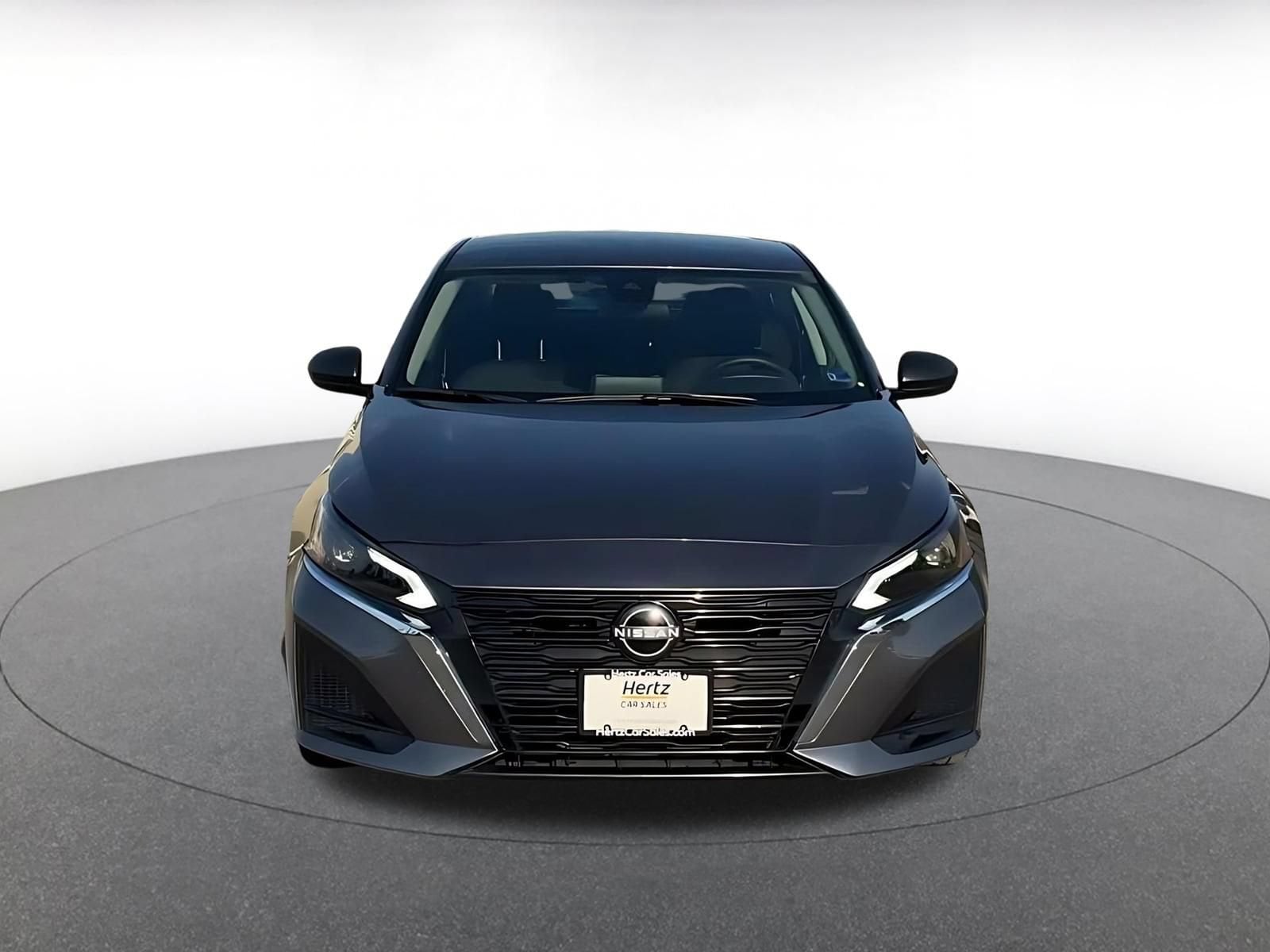 Thumbnail: 2025 Nissan Altima - 4