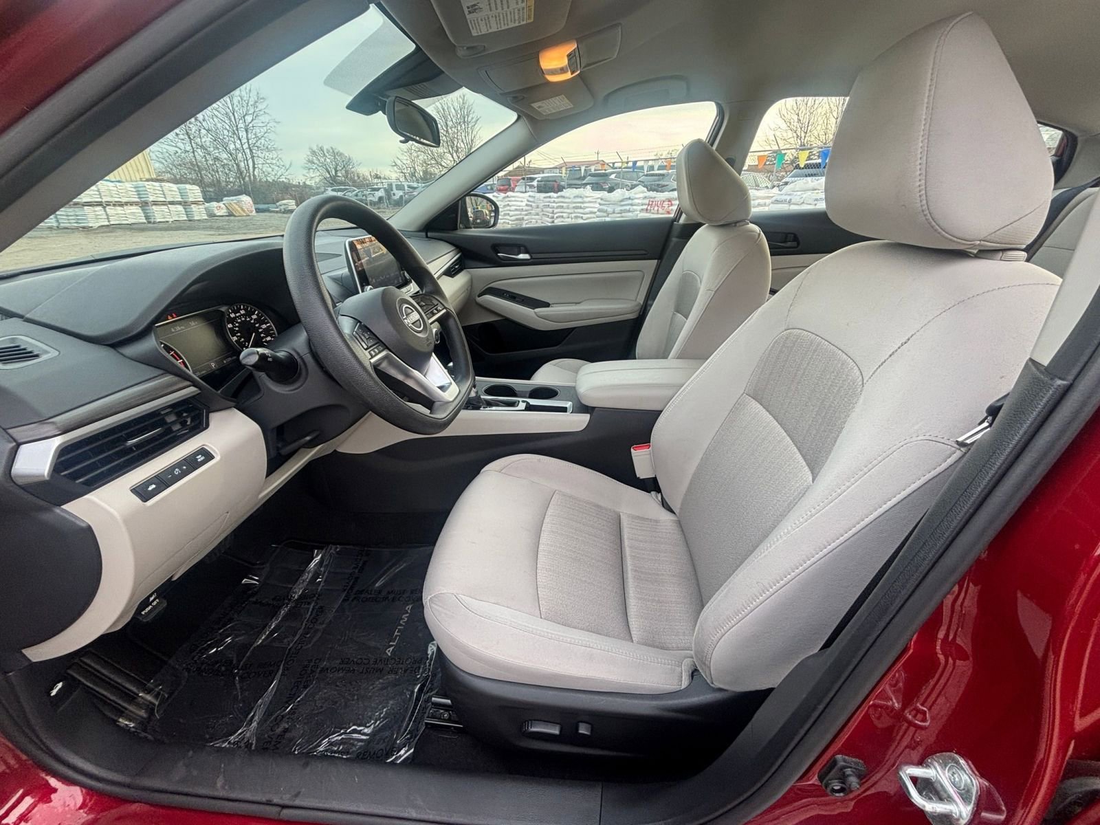 Thumbnail: 2025 Nissan Altima - 28