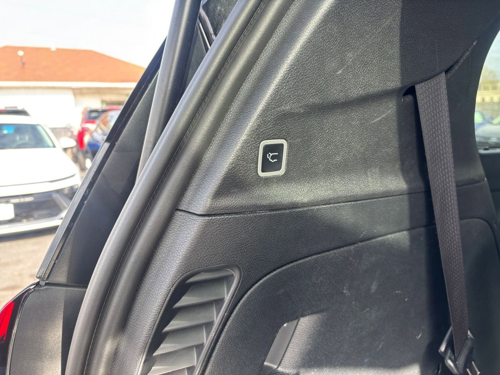 Thumbnail: 2025 Chrysler Pacifica - 24