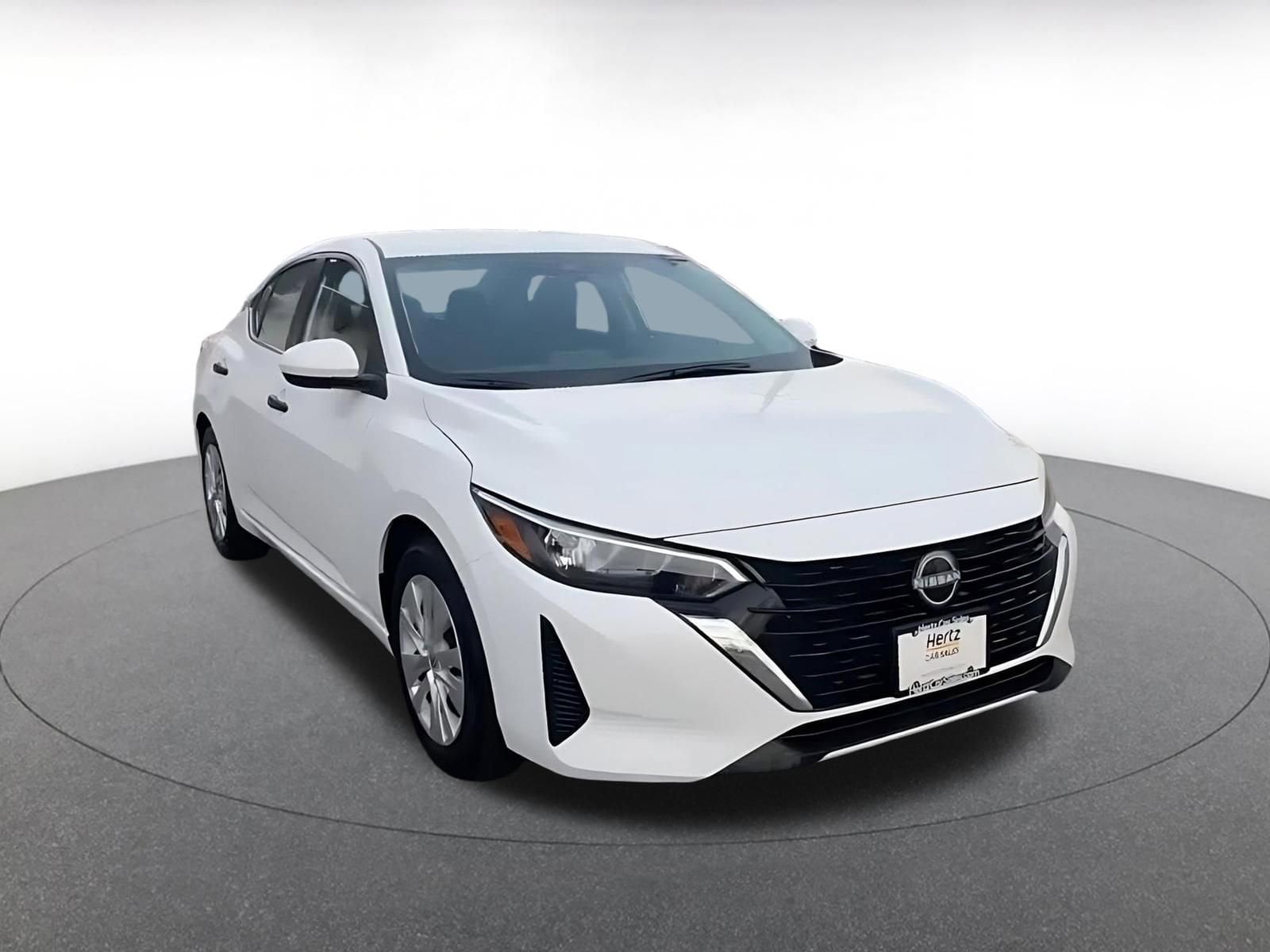 Thumbnail: 2025 Nissan Sentra - 3