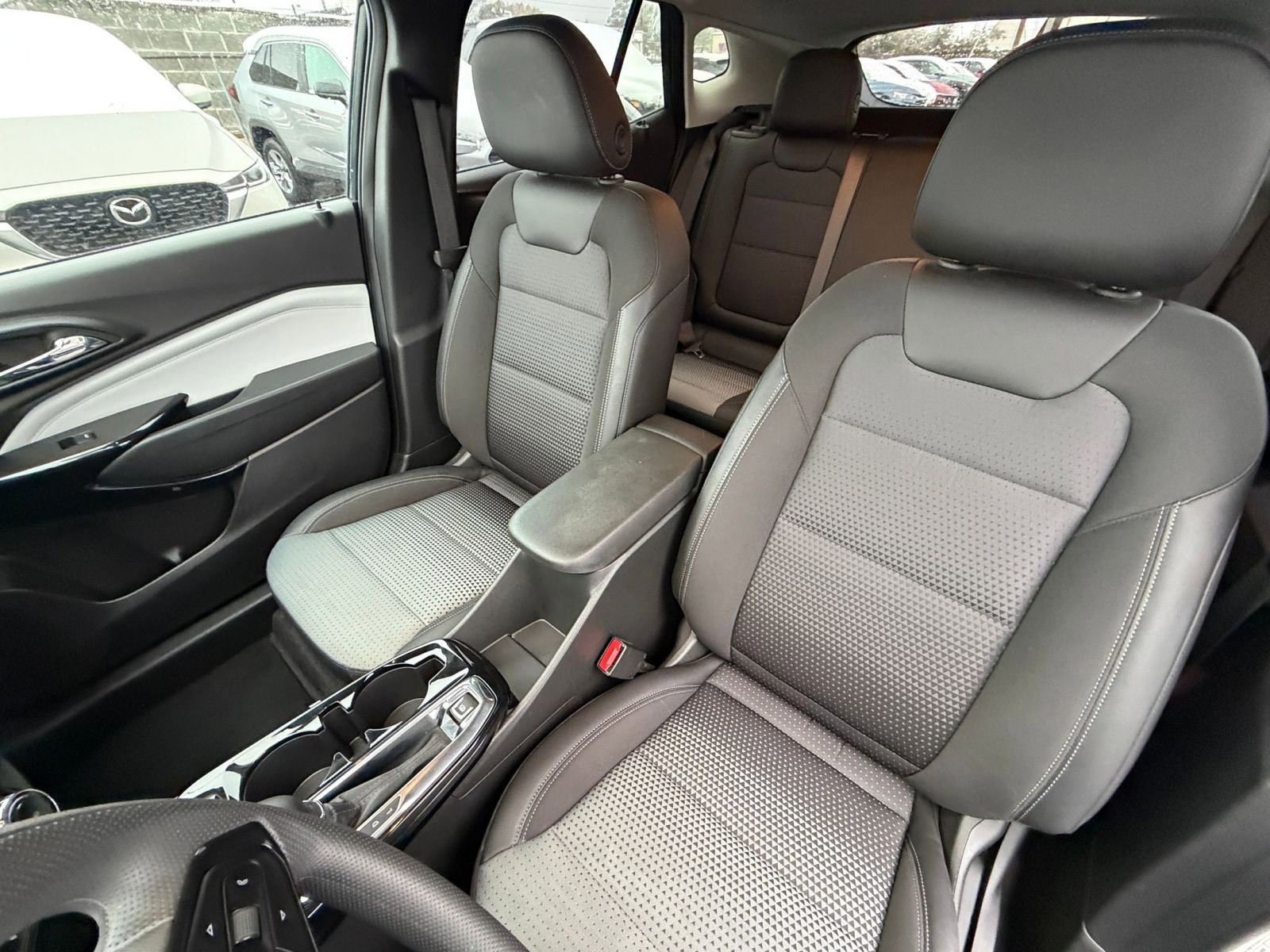 Thumbnail: 2025 Chevrolet Trax - 34